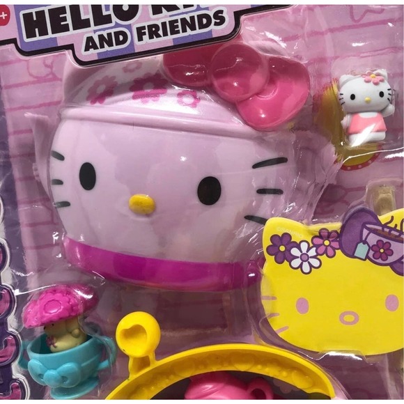 Hello Kitty Minis Tea Party Play Set NEW - Picture 2 of 9